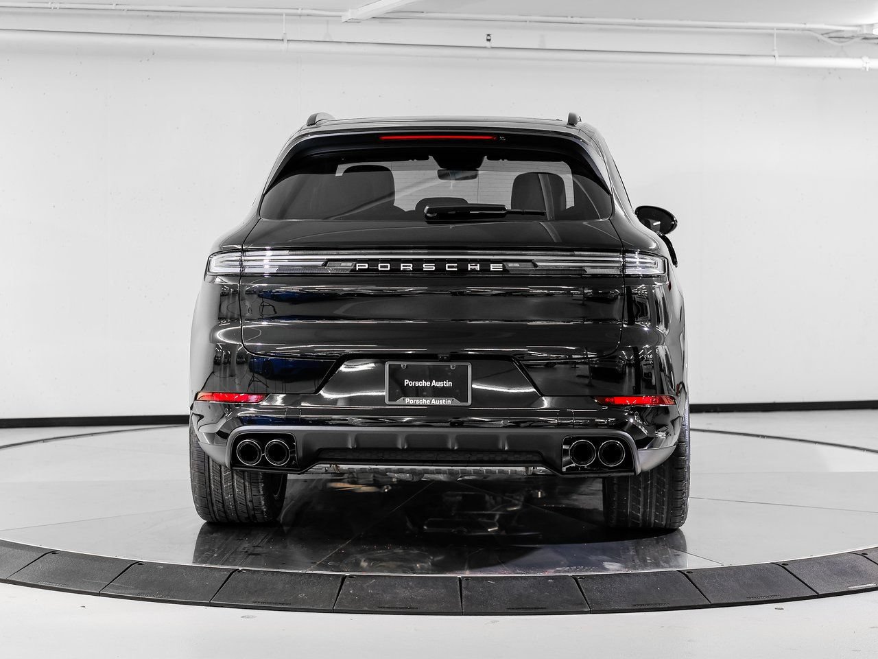 Certified 2026 Porsche Cayenne AWD/4WD image 14