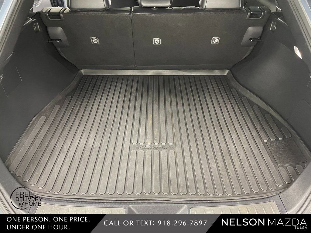 Used 2021 Toyota Venza XLE w/ Softex Package image 51