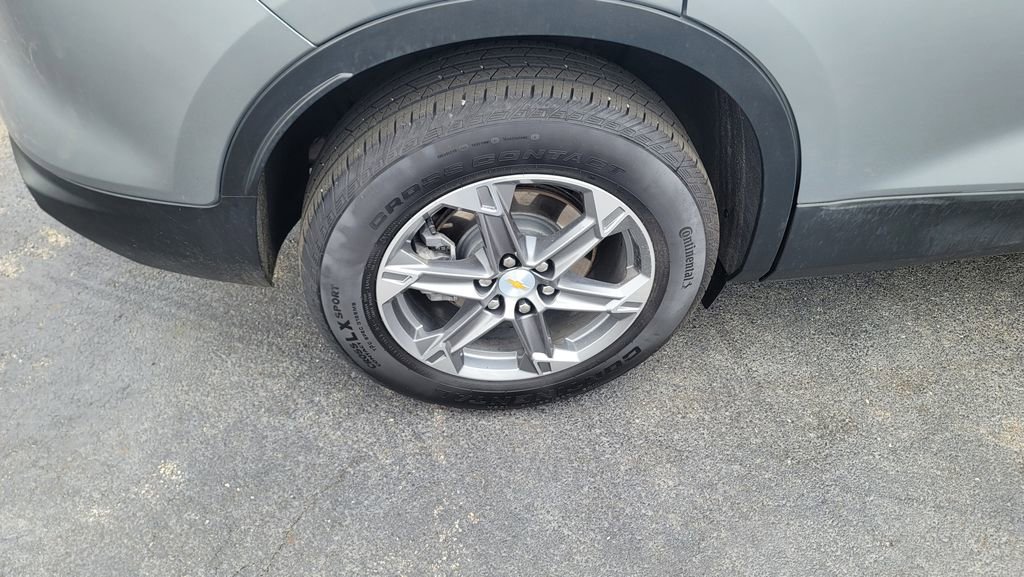 Used 2023 Chevrolet Blazer LT w/ LPO, Black Grille Bar Package image 13