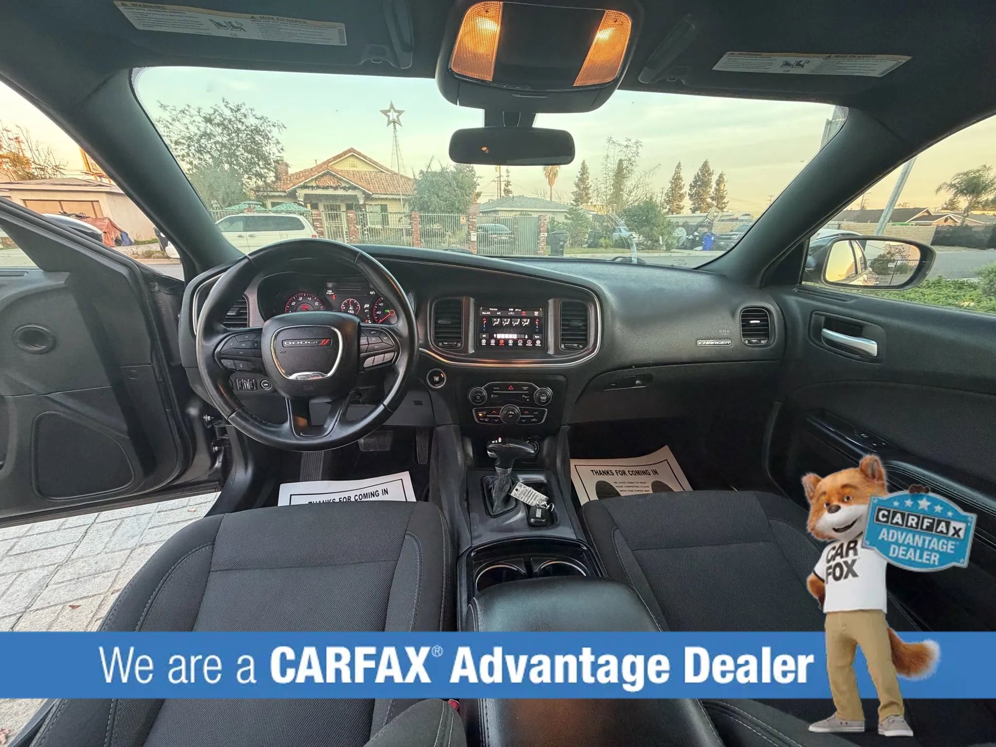 Used 2018 Dodge Charger SXT w/ Blacktop Package image 25