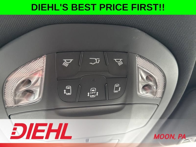 New 2027 Chrysler Pacifica Select AWD/4WD image 38