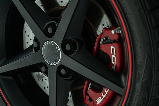 Used 2012 Chevrolet Corvette Convertible w/ 4LT Preferred Equipment Group image 22