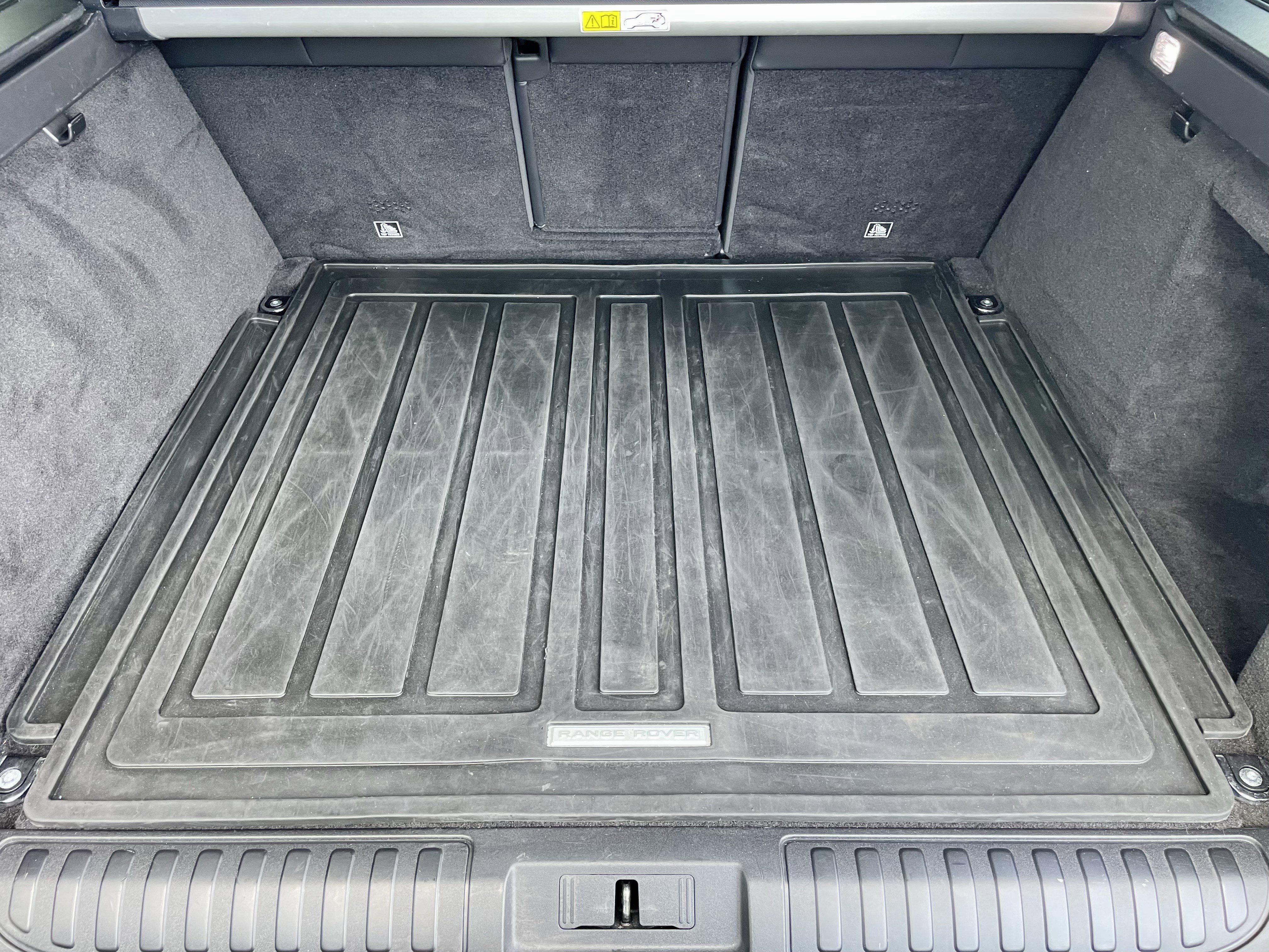 Used 2022 Land Rover Range Rover Sport HST image 34