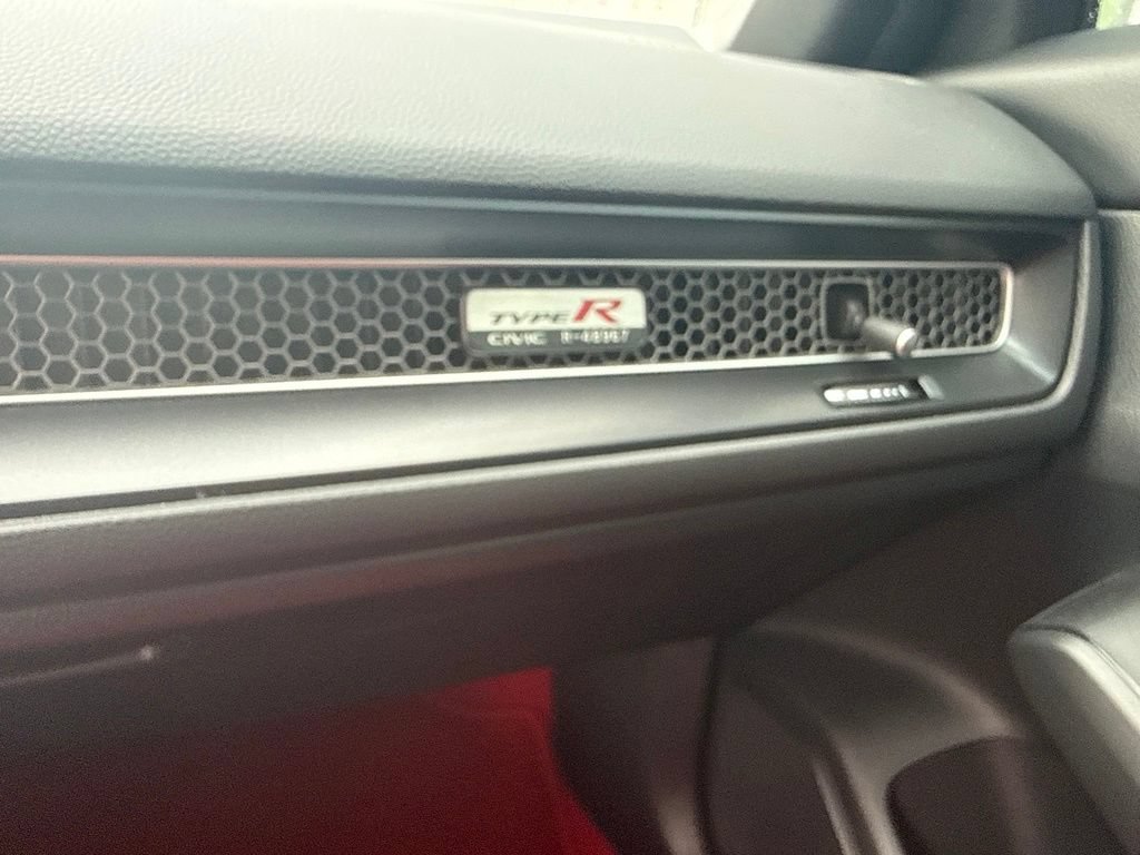 Used 2025 Honda Civic Type R image 19