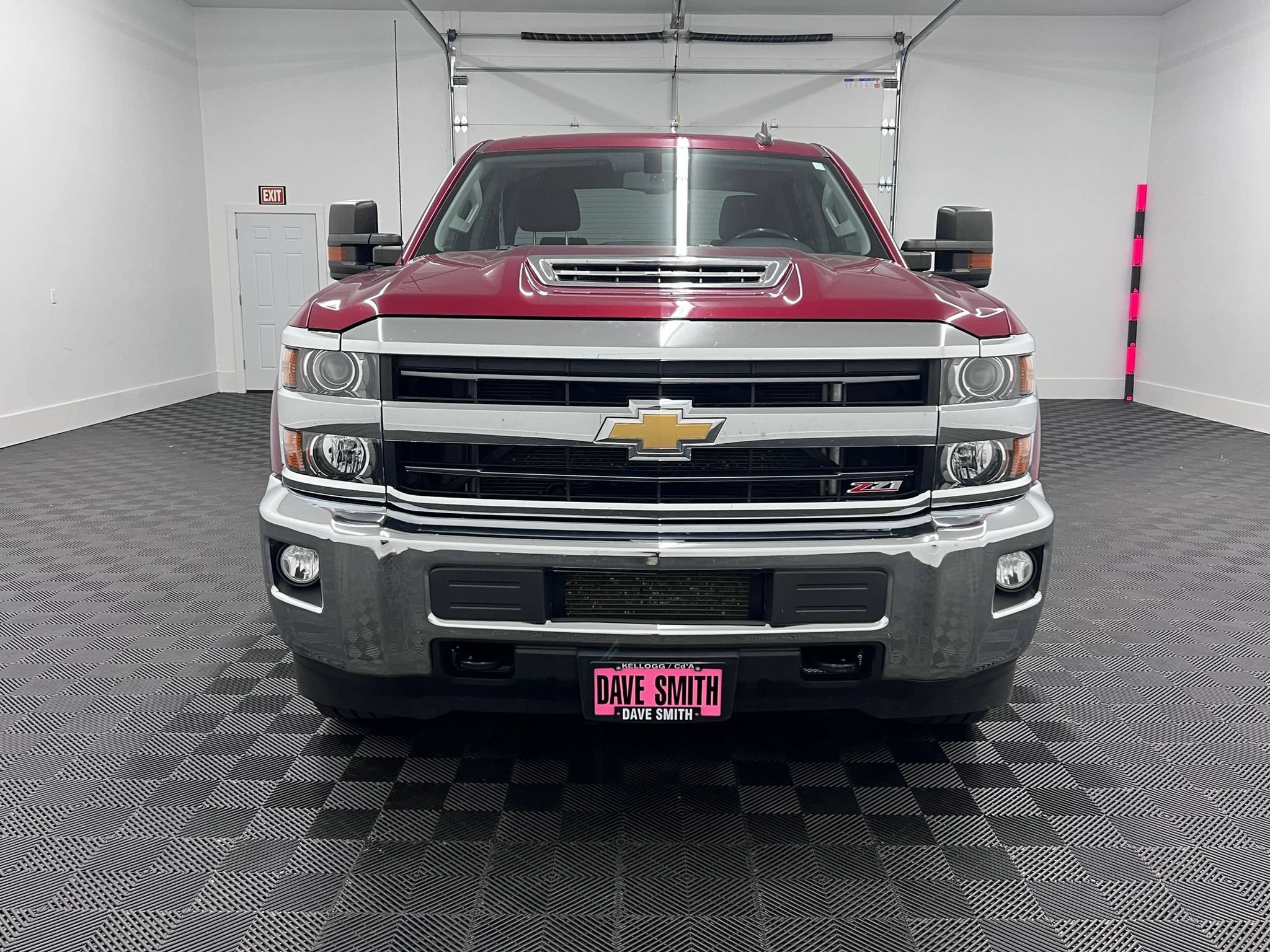 Used 2018 Chevrolet Silverado 2500 LT w/ LT Convenience Package AWD/4WD image 6