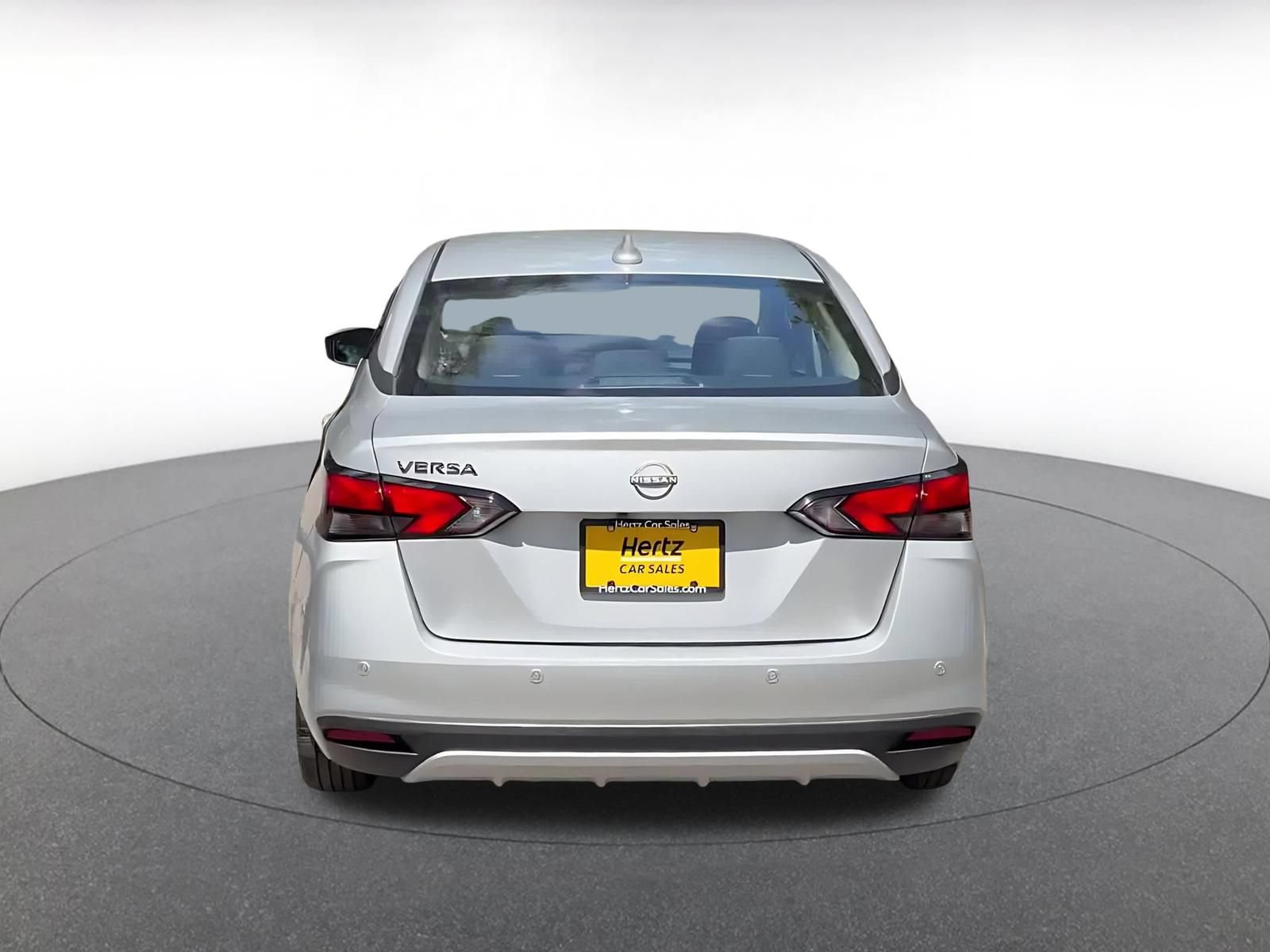 Used 2025 Nissan Versa SV FWD image 12