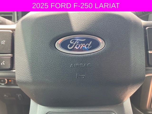 Used 2025 Ford F250 Lariat w/ Chrome Package image 32