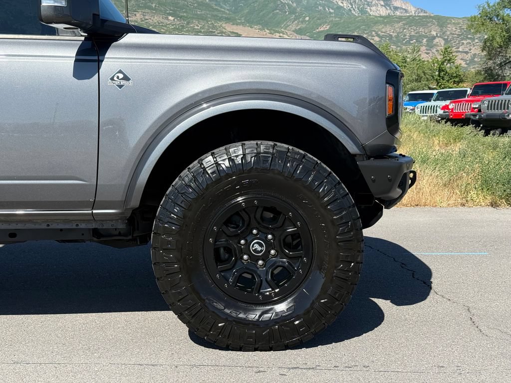 Used 2021 Ford Bronco Outer Banks AWD/4WD image 6