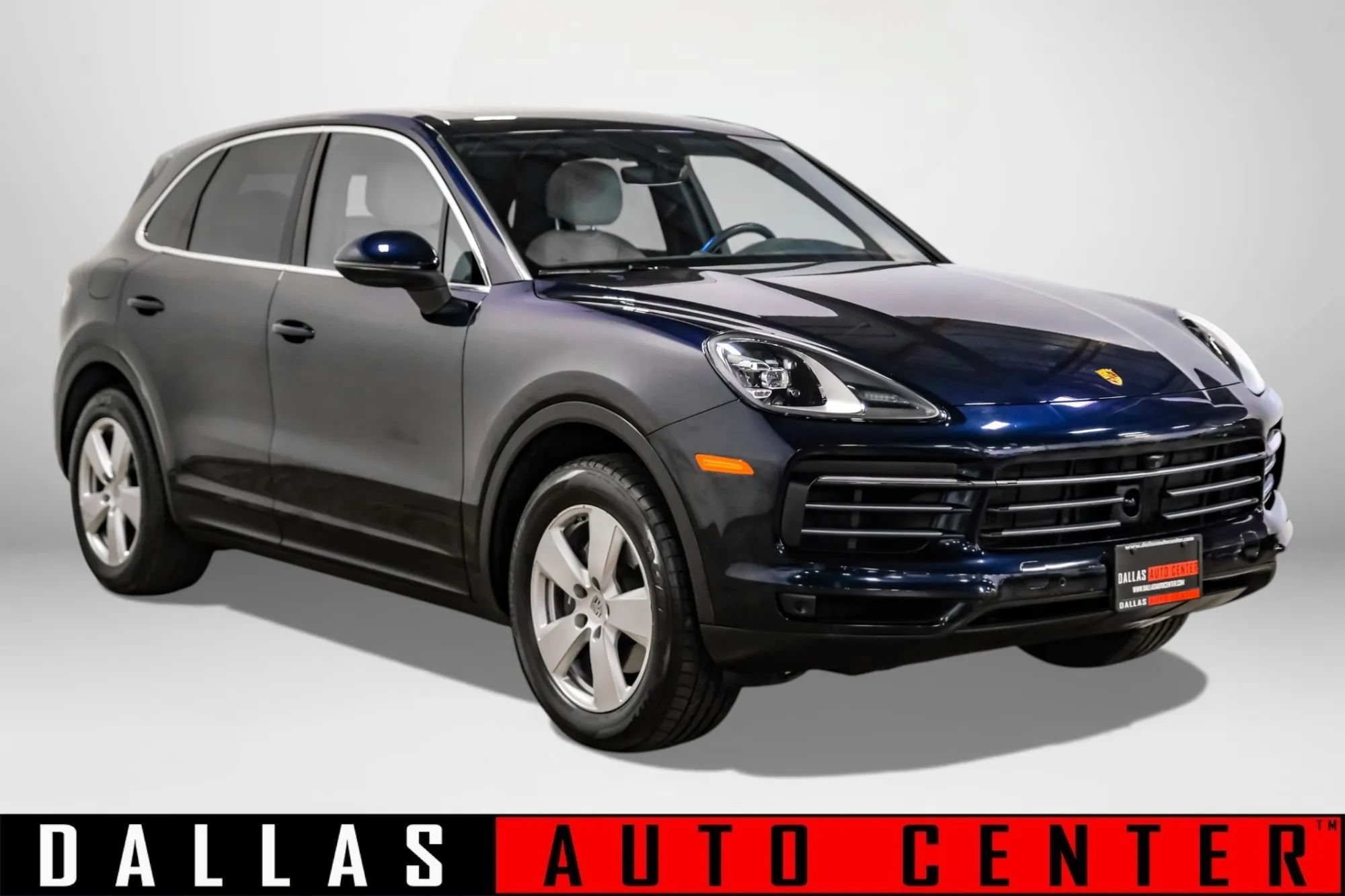 Used 2019 Porsche Cayenne AWD/4WD image 1