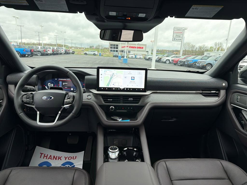 New 2026 Ford Explorer Platinum AWD/4WD image 12