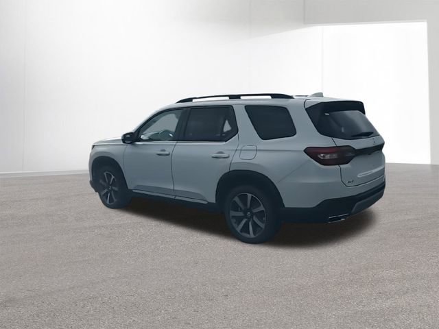 New 2025 Honda Pilot Touring image 6