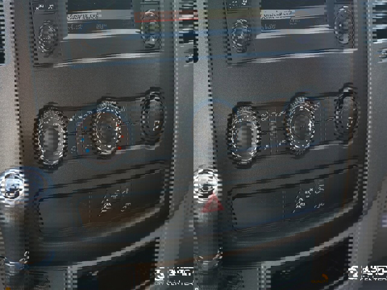 Used 2014 Mercedes-Benz Sprinter 2500 image 15