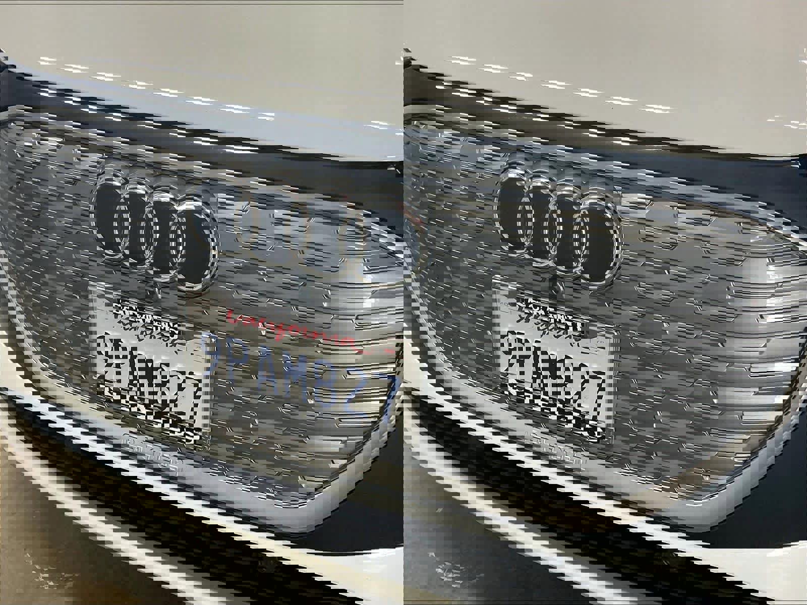 Used 2024 Audi Q4 e-tron Premium w/ Convenience Package image 31