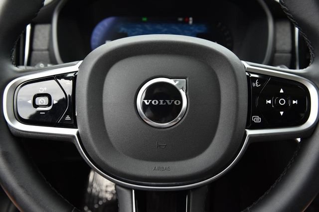Used 2025 Volvo XC90 B6 Plus AWD/4WD image 18