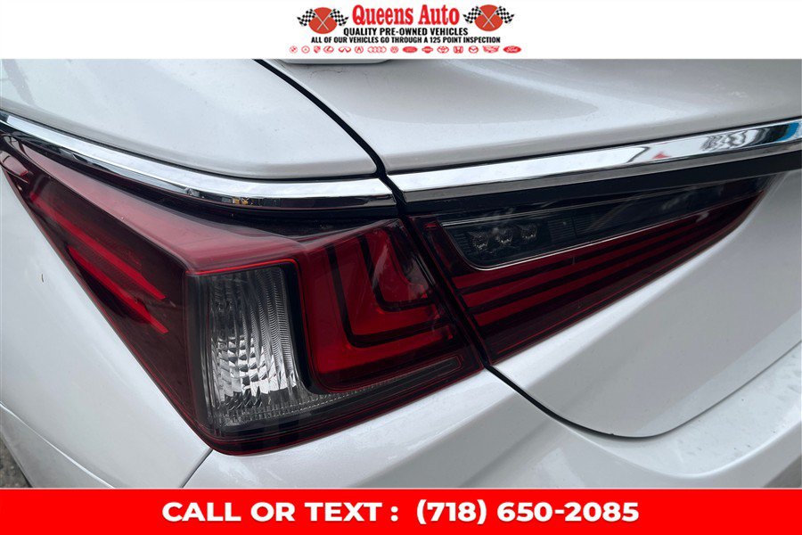 Used 2022 Lexus ES 250 w/ Premium Package AWD/4WD image 33