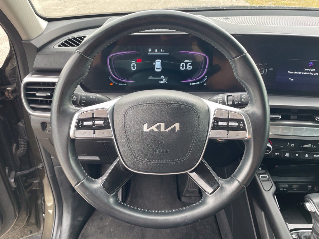 Used 2025 Kia Telluride S AWD/4WD image 19