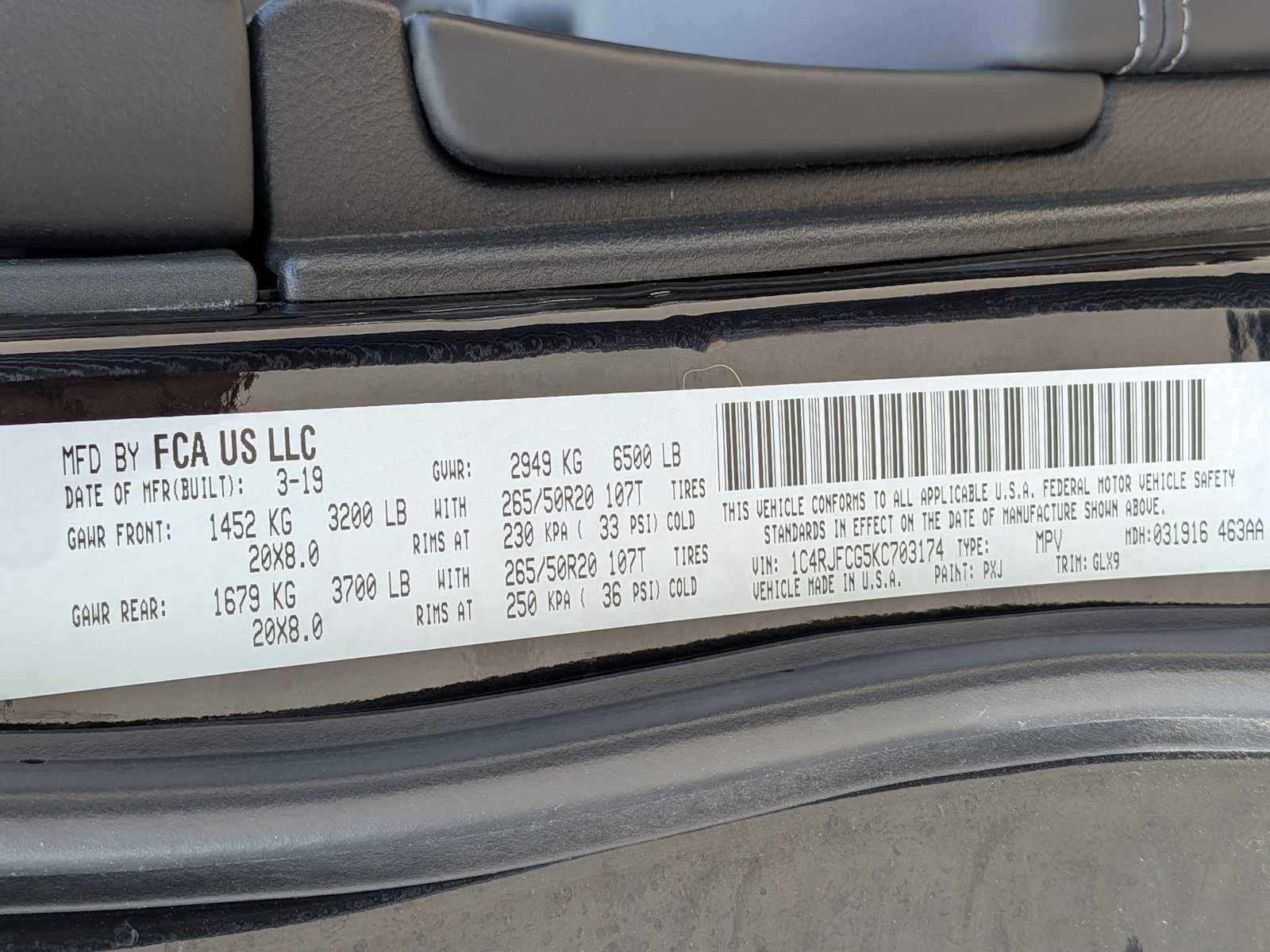 Used 2019 Jeep Grand Cherokee Overland AWD/4WD image 29