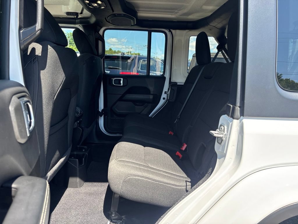 Certified 2021 Jeep Wrangler Unlimited Sahara w/ Cold Weather Group AWD/4WD image 19