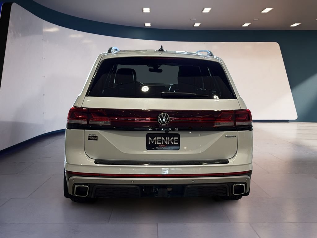 Used 2024 Volkswagen Atlas Peak Edition SEL AWD/4WD image 6