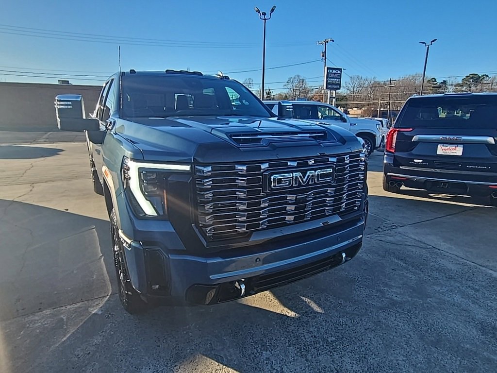 New 2026 GMC Sierra 2500 Denali Ultimate w/ Max Trailering Package image 3