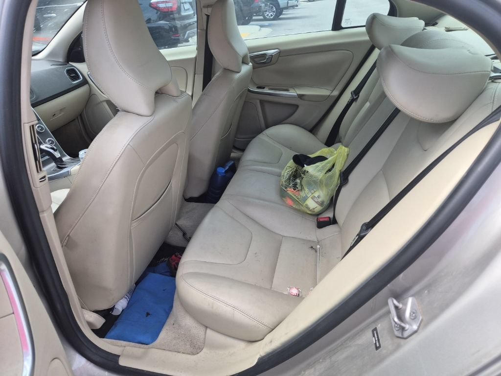 Used 2015 Volvo S60 T5 Premier w/ Convenience Package FWD image 12