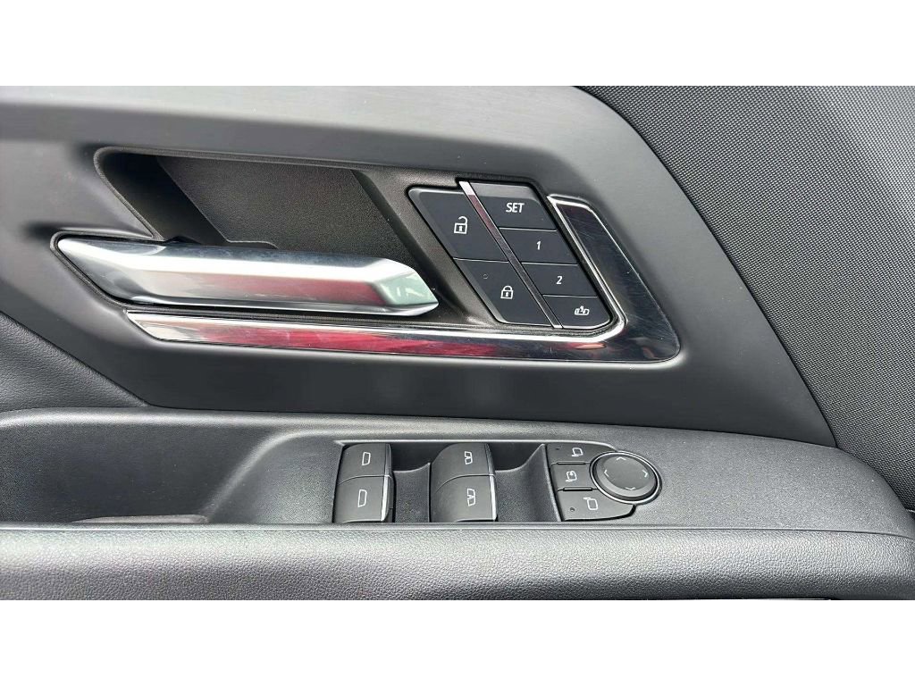 Used 2024 Chevrolet Silverado EV RST image 19