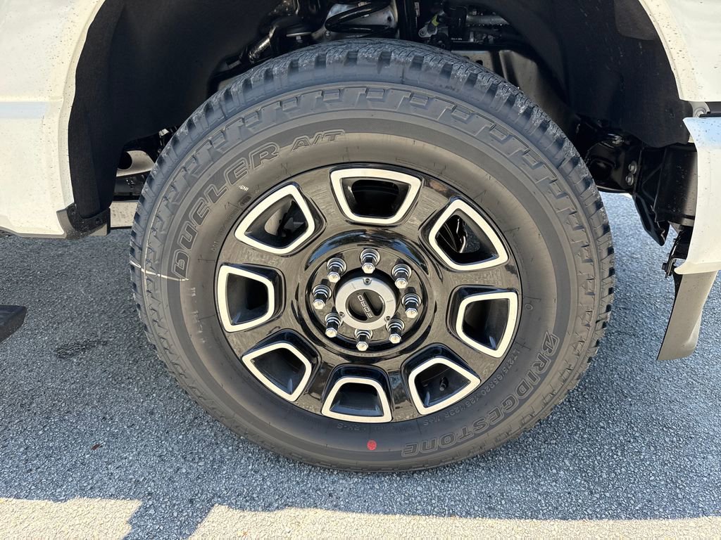 New 2026 Ford F250 Platinum AWD/4WD image 12