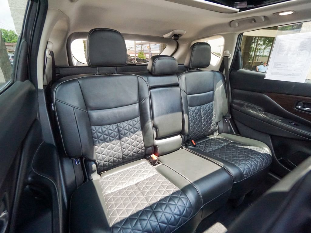 Used 2019 Nissan Murano Platinum w/ Cargo Package image 32