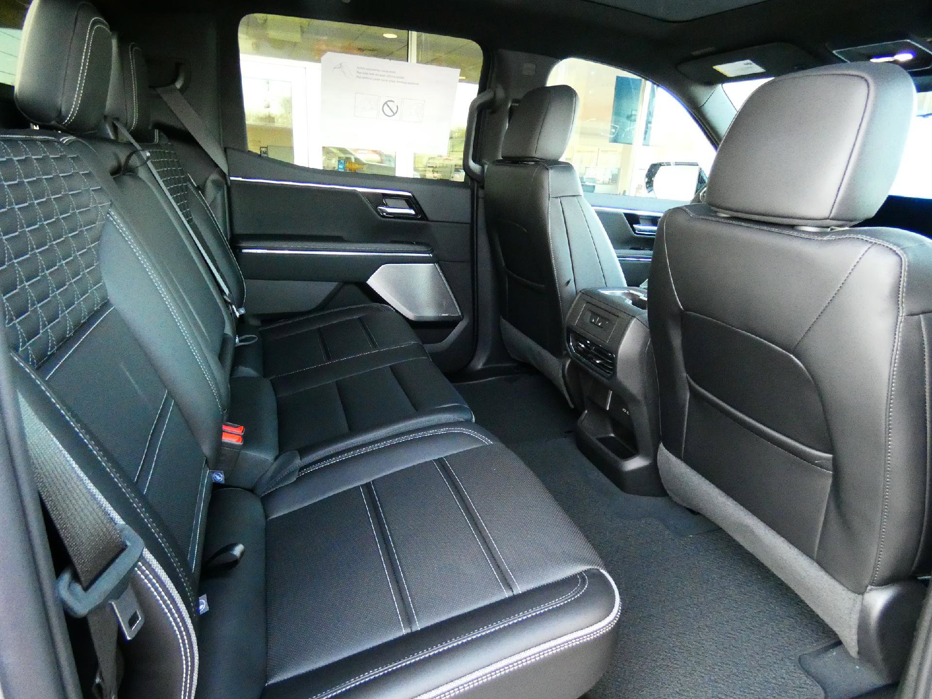 New 2025 GMC Sierra EV Denali image 18