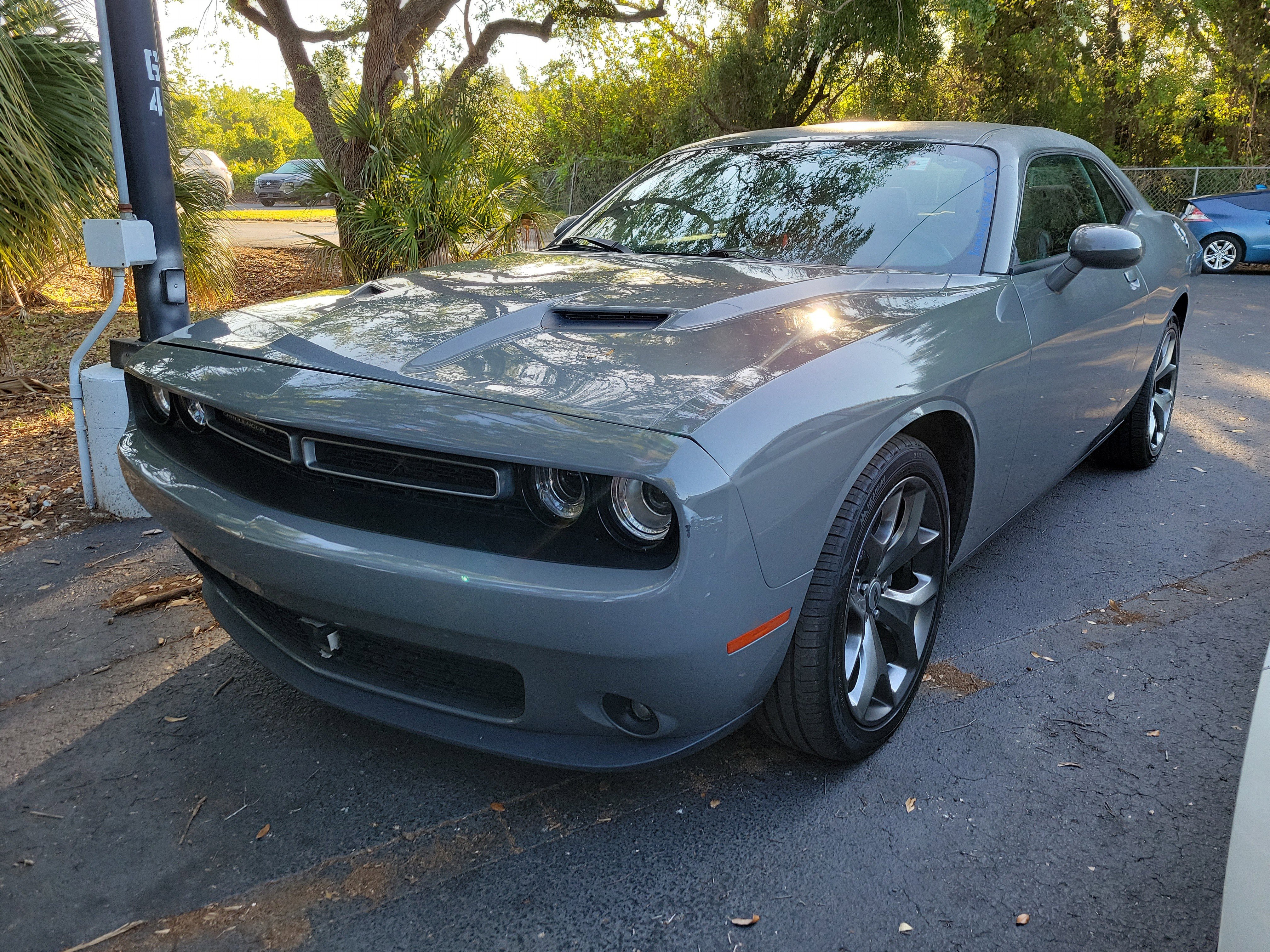 Used 2017 Dodge Challenger SXT Plus image 2