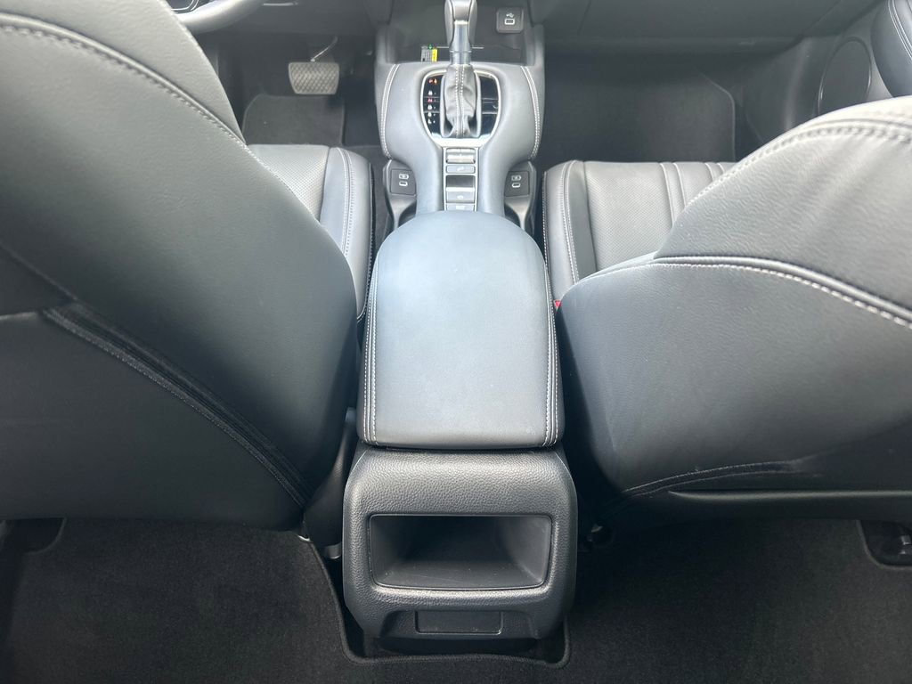 Used 2025 Honda HR-V EX-L image 28