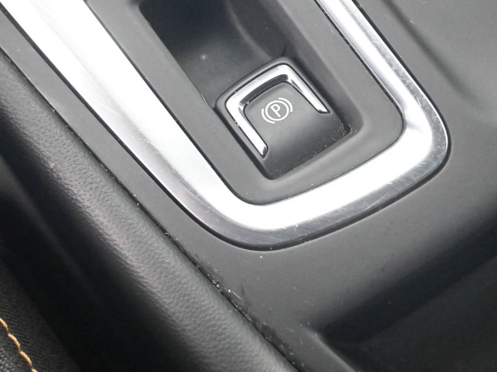 Used 2024 Chevrolet Equinox LT image 32