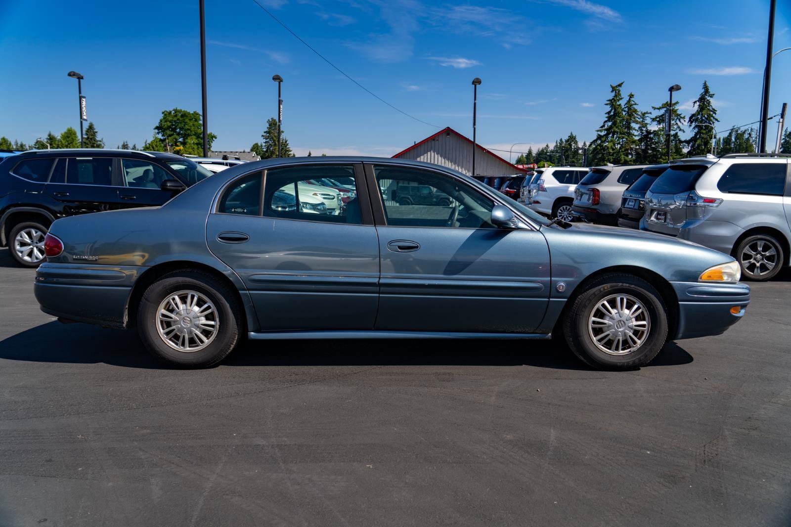 Used 2002 Buick Le Sabre Custom w/ Luxury Pkg FWD image 7