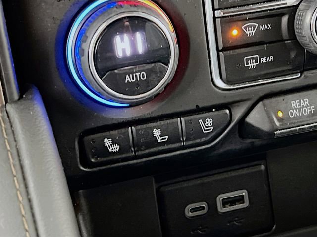 Used 2023 Chevrolet Suburban High Country image 22