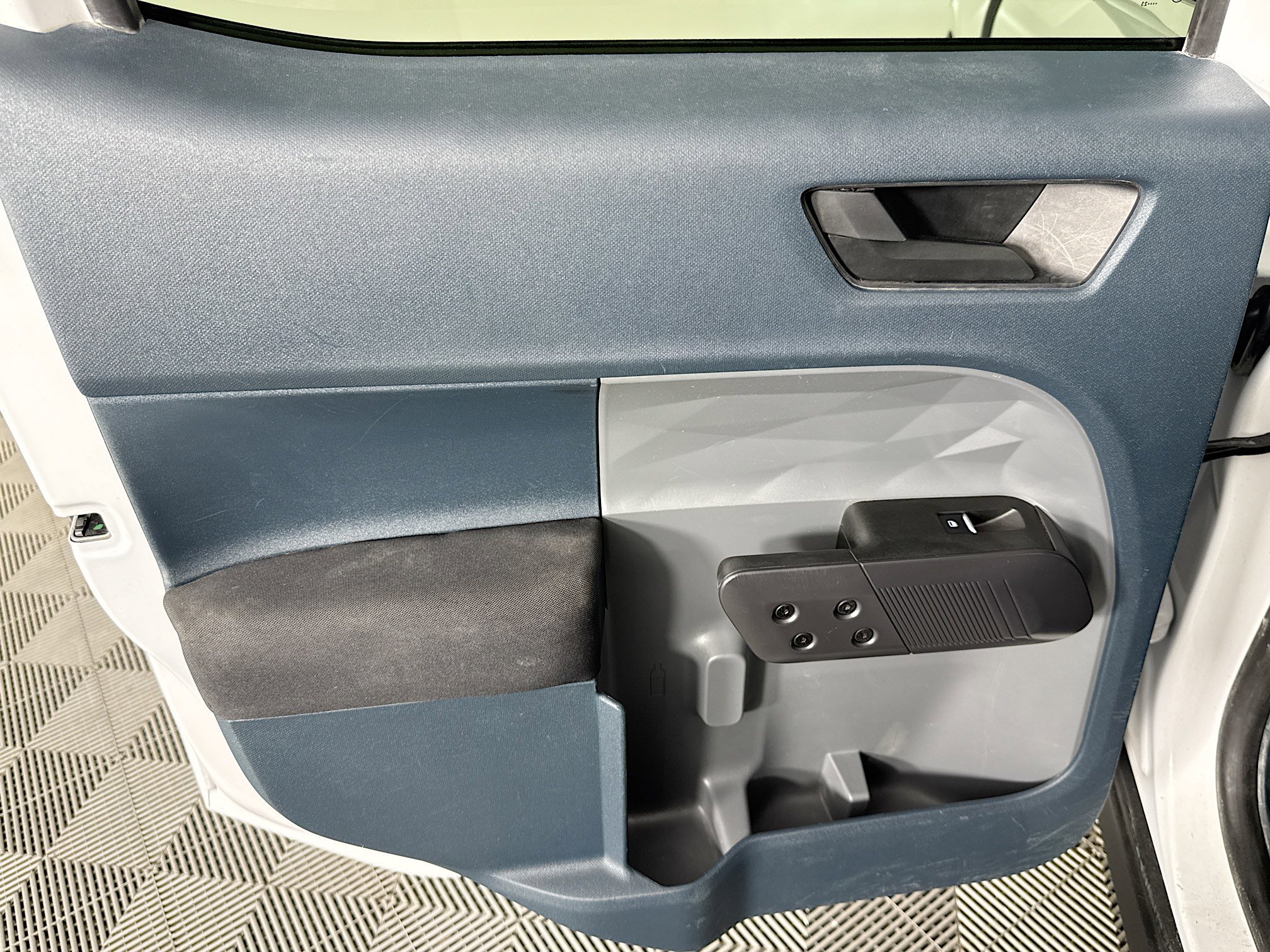 Used 2023 Ford Maverick XL w/ Equipment Group 100A Standard image 24