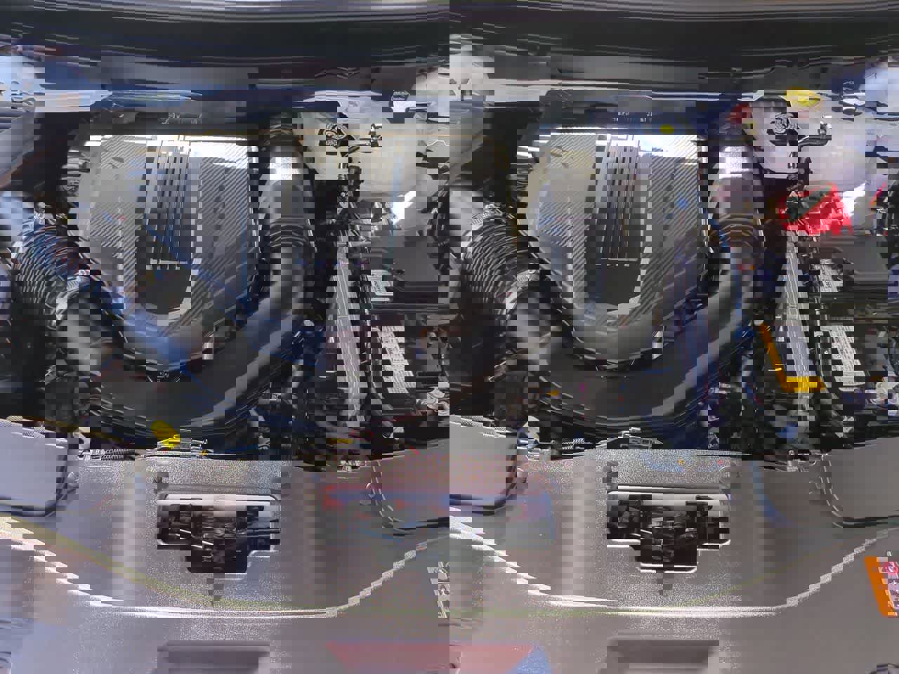 Used 2025 GMC Acadia Elevation image 15