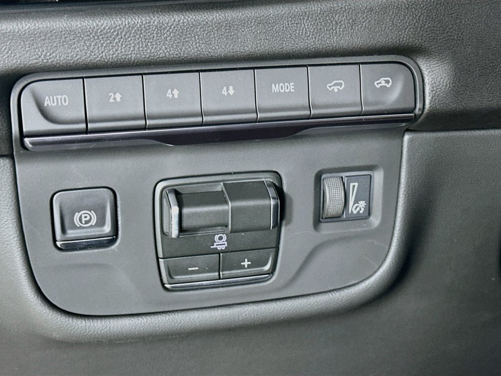 New 2026 Cadillac Escalade Sport w/ Touring Package AWD/4WD image 10