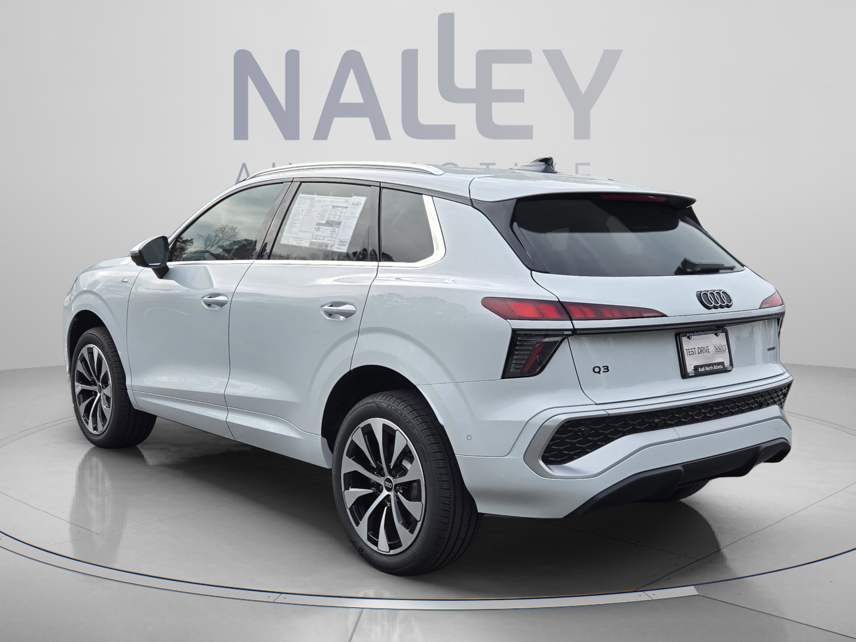 New 2026 Audi Q3 quattro 2.0T image 3