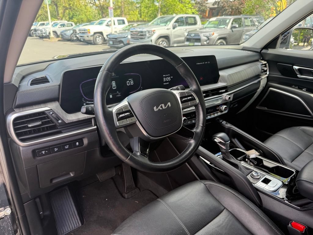 Used 2024 Kia Telluride EX AWD/4WD image 13