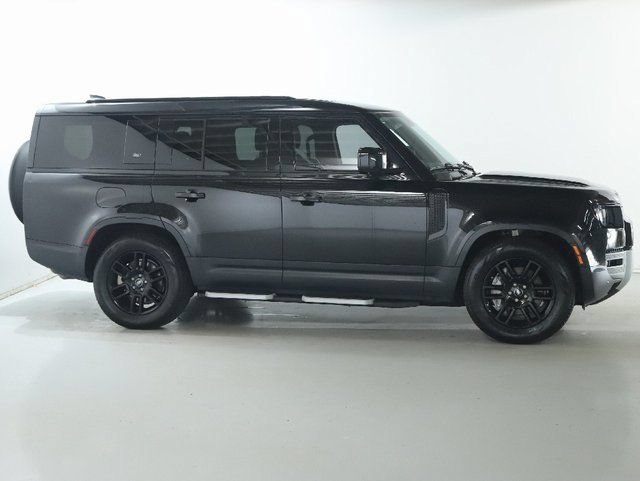 Certified 2023 Land Rover Defender 130 SE AWD/4WD image 10