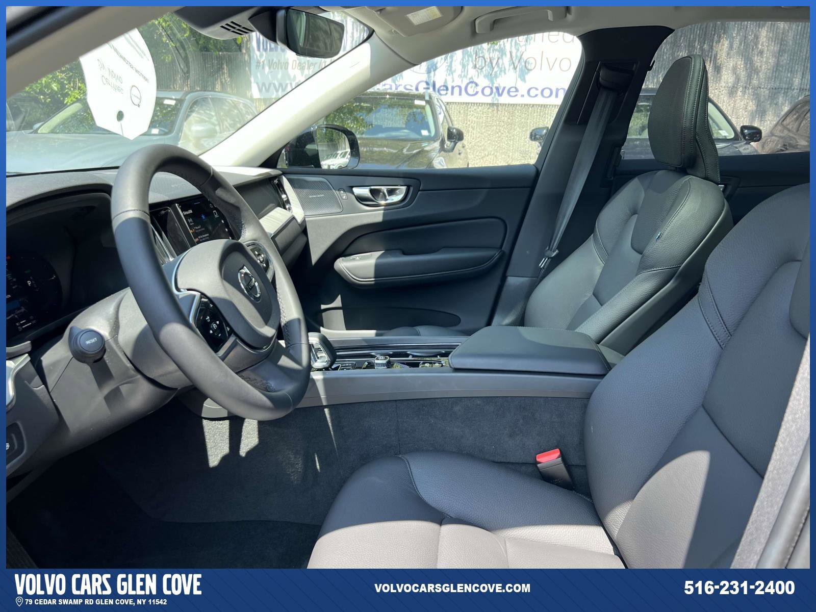 Certified 2025 Volvo XC60 T8 Plus w/ Protection Package Premier image 14