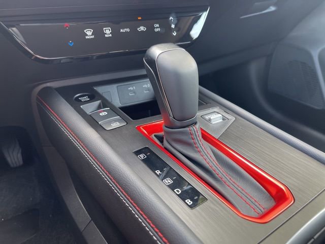 New 2025 Nissan Kicks SR image 27