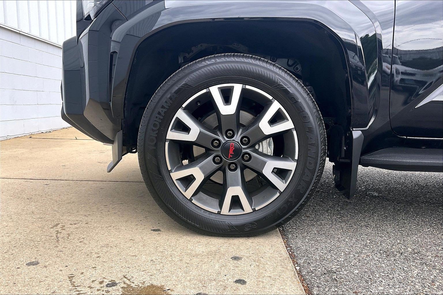 Used 2025 Toyota 4Runner TRD Sport Premium w/ Tow Technology Package AWD/4WD image 11
