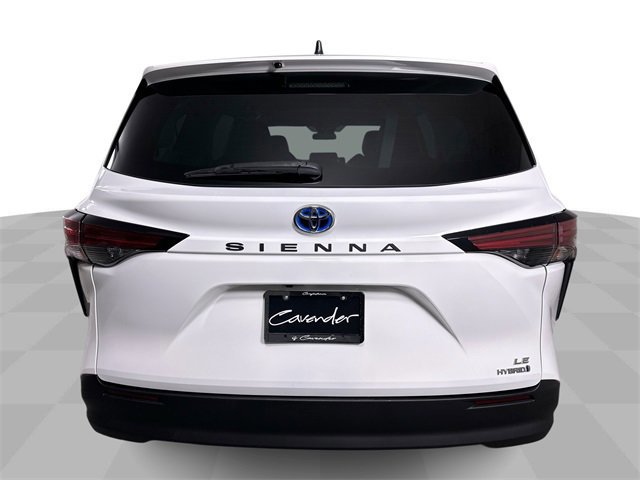 Used 2022 Toyota Sienna LE image 7