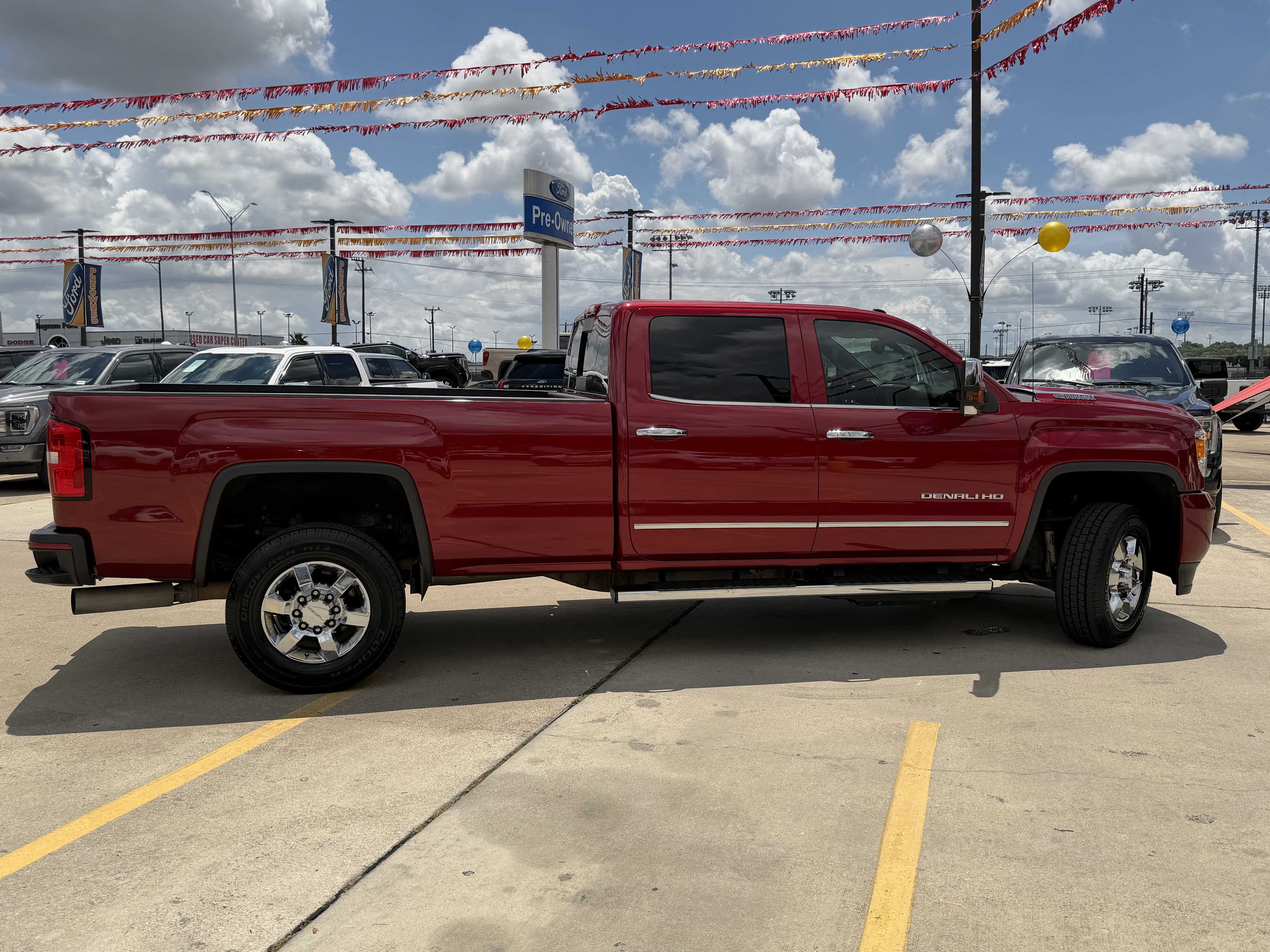 Used 2019 GMC Sierra 3500 Denali w/ Duramax Plus Package AWD/4WD image 6