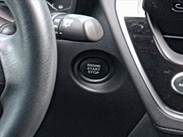 Used 2025 Toyota Corolla Cross LE FWD image 16