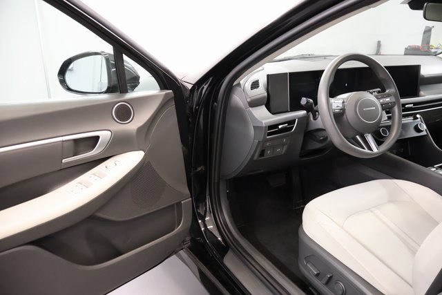 Used 2024 Hyundai Sonata SEL FWD image 8
