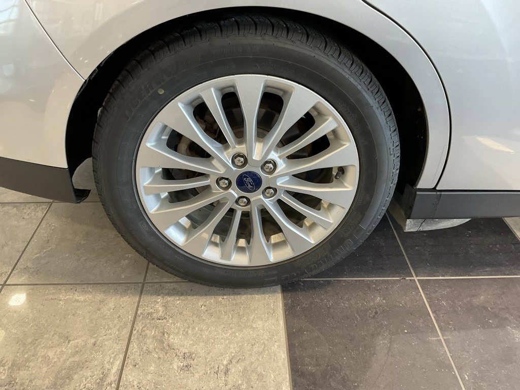 Used 2017 Ford C-MAX SE w/ Equipment Group 201A image 7