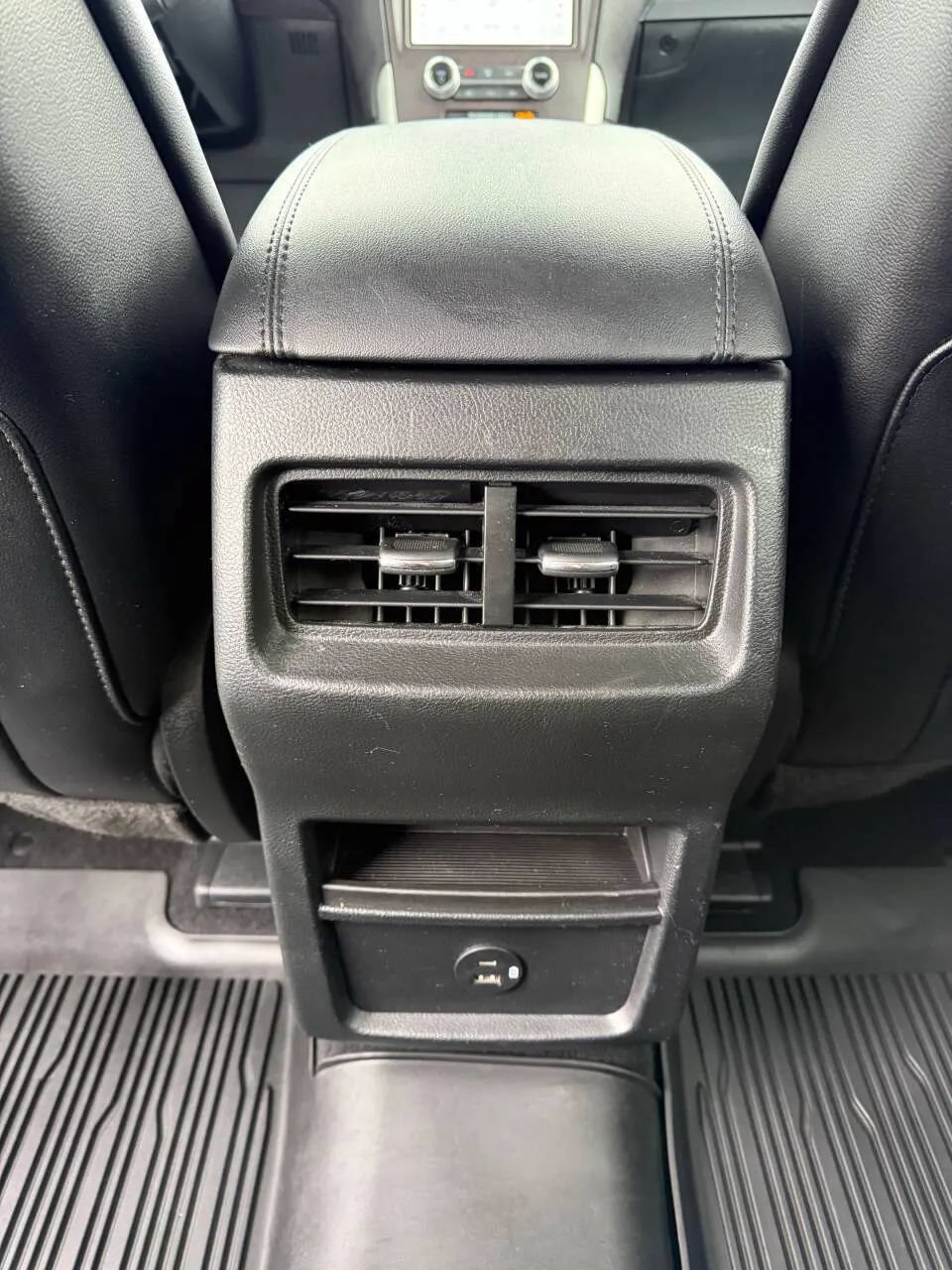 Used 2021 Ford Edge SEL w/ Cargo Accessory Package AWD/4WD image 14