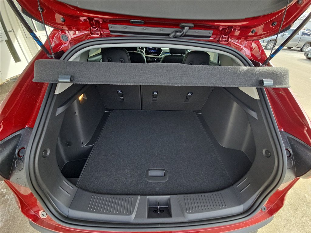 New 2025 Chevrolet Trax LT w/ LT Convenience Package image 24